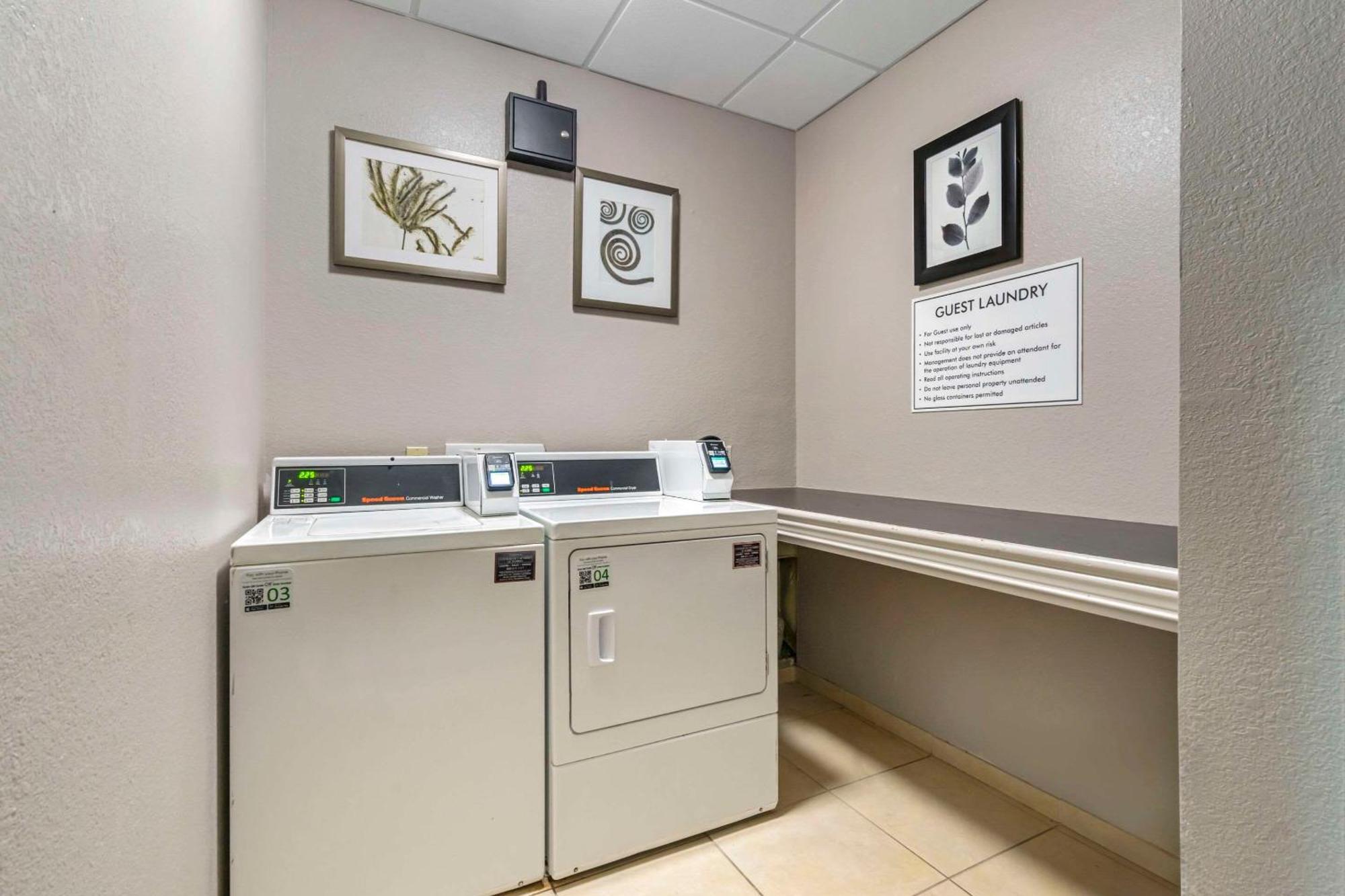 Country Inn & Suites By Radisson, Tampa Airport North, Fl Bagian luar foto