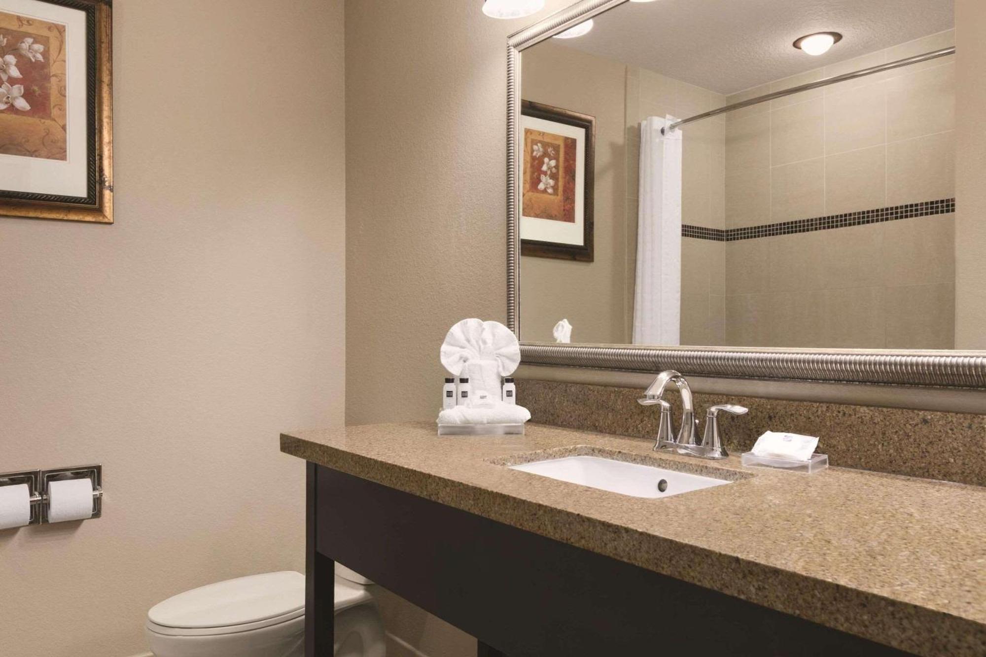 Country Inn & Suites By Radisson, Tampa Airport North, Fl Bagian luar foto